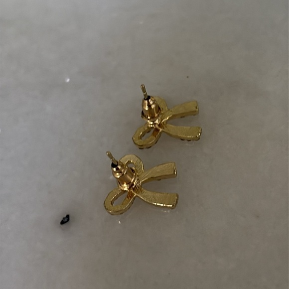 NEW Earrings Rhinestone In Bows Pierced Gift 🎁 Box - Picture 3 of 4